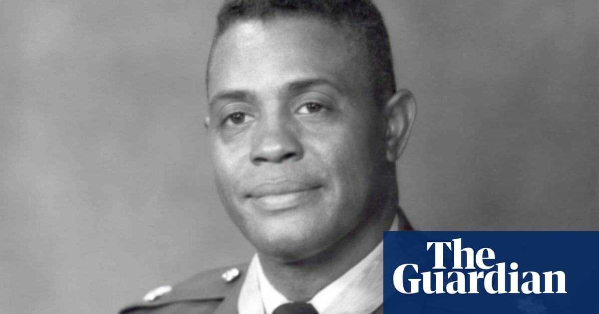 Black Medal of the Consignee's Honor removed from the US Department of Defensive Website American army star-news.press/wp