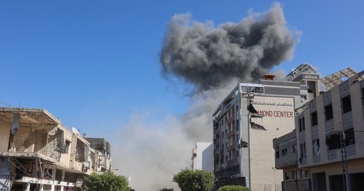 Israeli Airstrike Hits Displaced Camp in Gaza star-news.press/wp