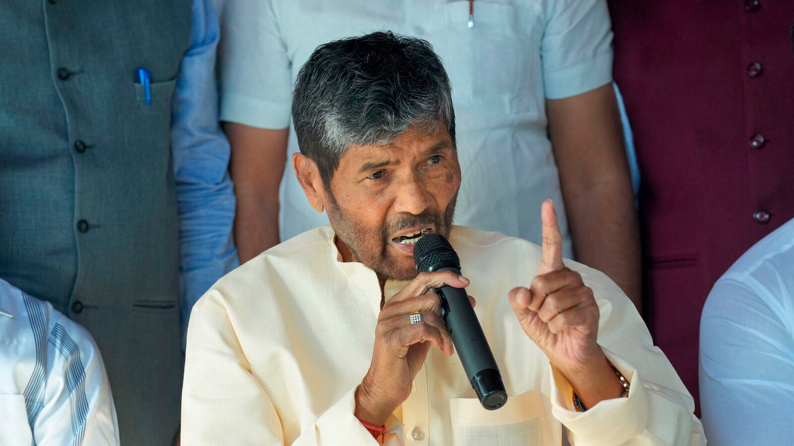 Does the accident BJP Before Surveys tomorrow? Pashupati Paras announced the exit of RJLP's output of the NDA 'injustice in the Dalit Party' star-news.press/wp