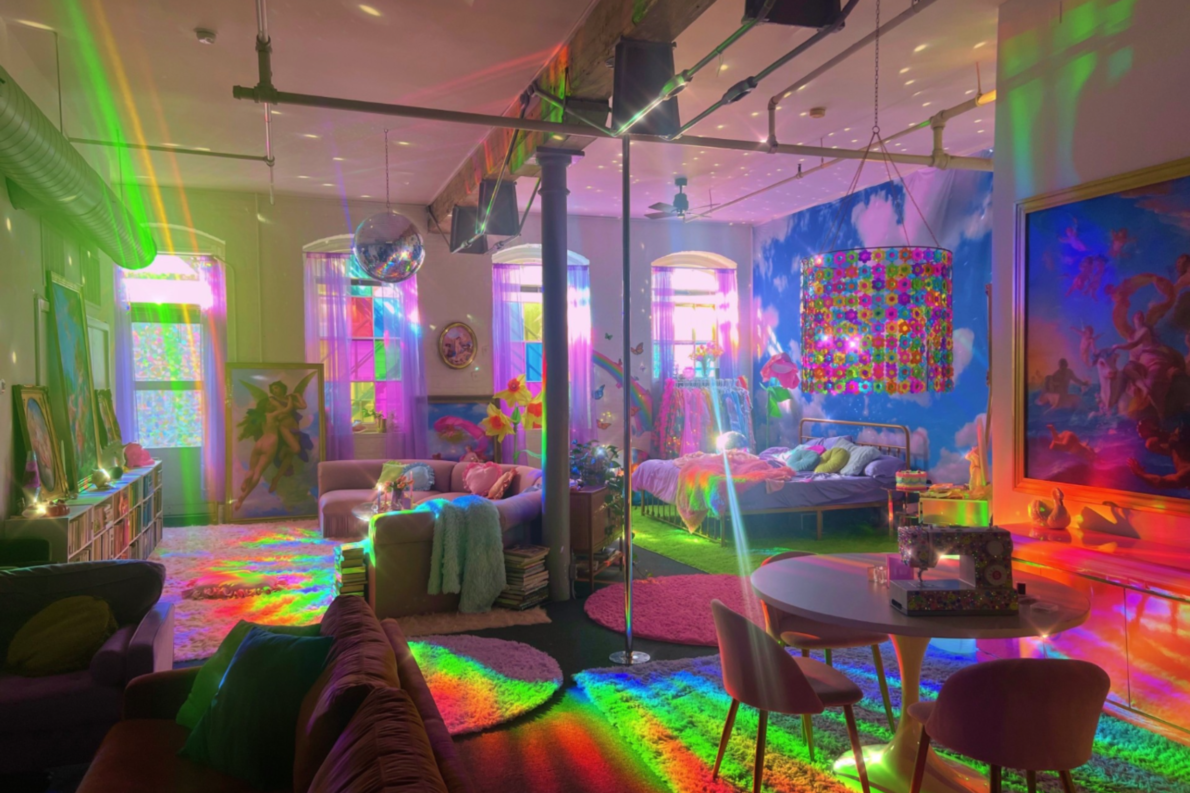 It is obsessed with how the woman designed her "Dreamy" Studio apartment star-news.press/wp