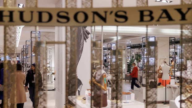Settlement begins in Hudson's Bay stores, including the Toronto Flag star-news.press/wp