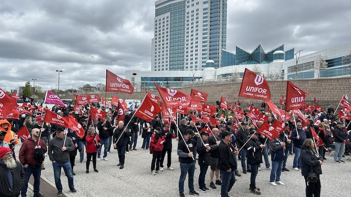 Donald Trumpen Great Manifestation against Customs Tariffs in Windsor star-news.press/wp