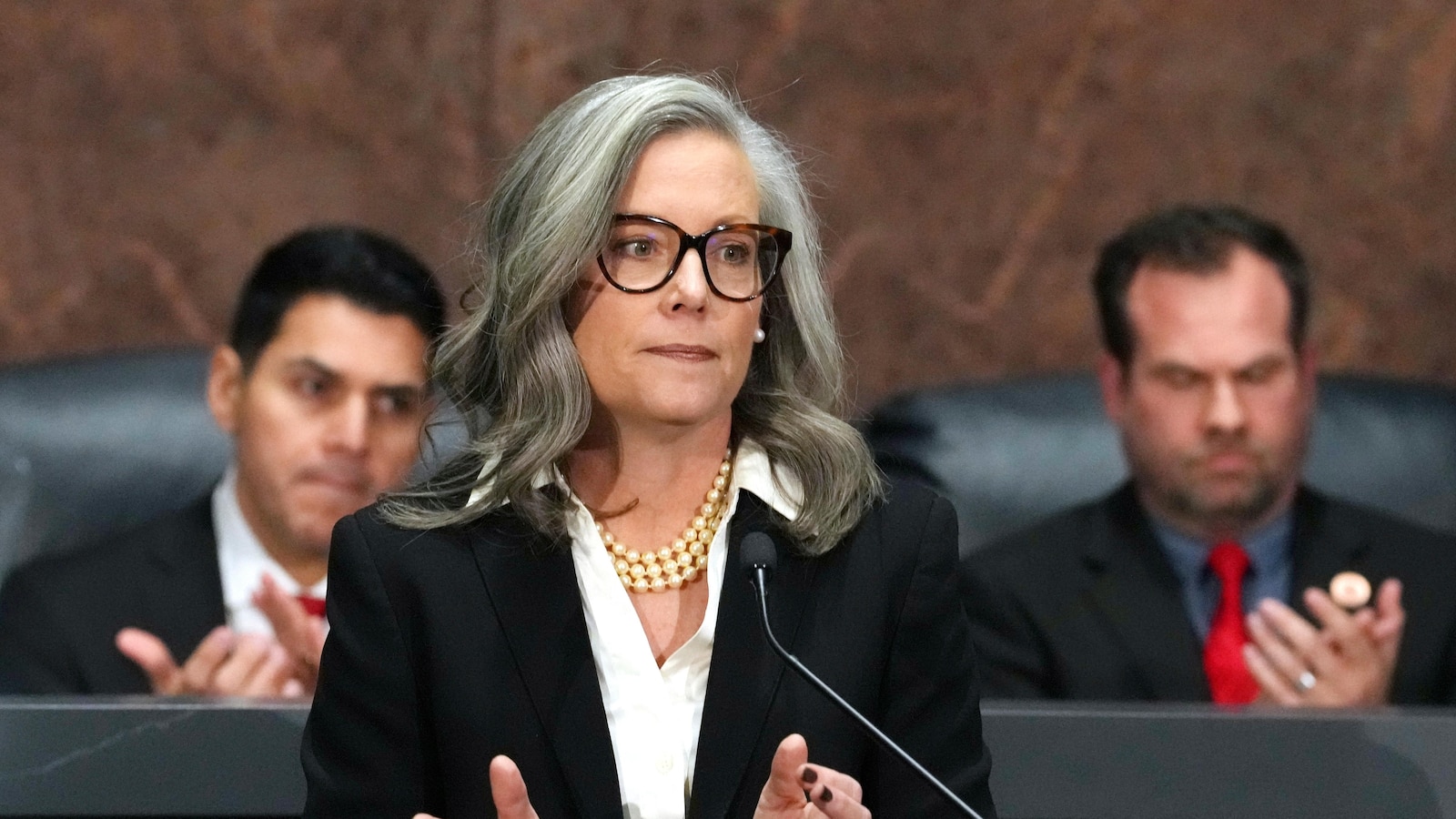 Advisory Governor of Arizona Veto for Vetography requiring local officials to help in federal immigration efforts star-news.press/wp