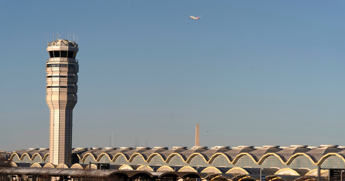 2 shots were ordered to 'walk' Army Copter near Reagan Airport star-news.press/wp