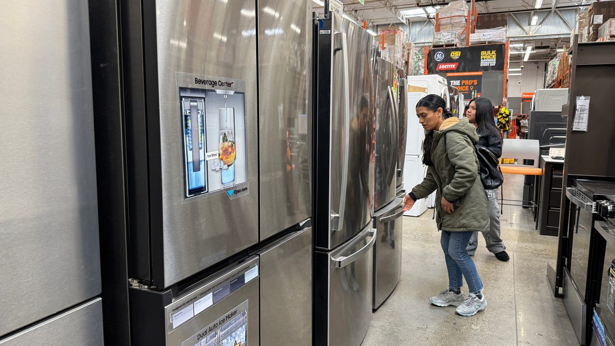 The home depot says it will not increase prices due to Trump Tariff star-news.press/wp