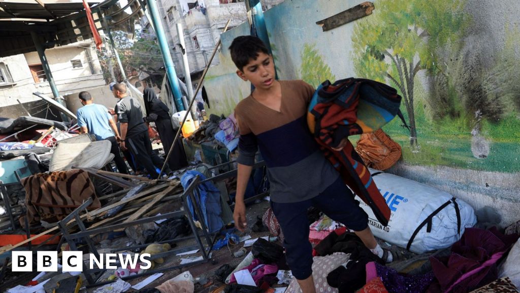 Israeli strike kills a dozen shelters at Gaza School, officials say star-news.press/wp