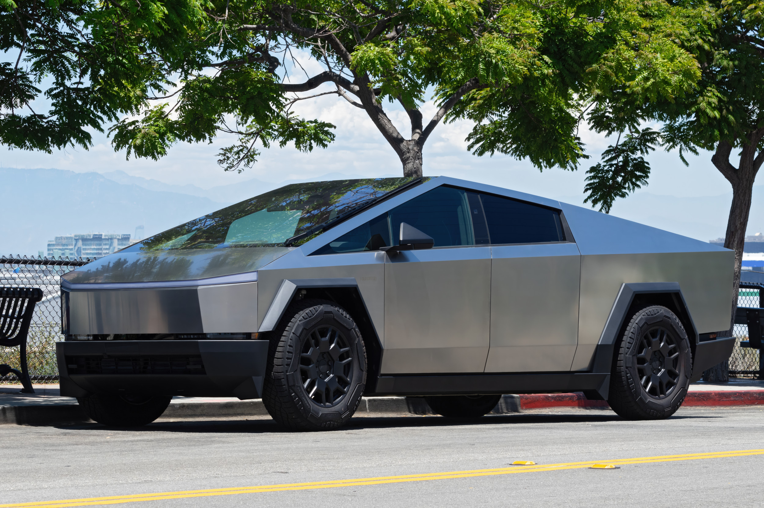 Cybertrucks Elona Musk are used as police cars in these US cities star-news.press/wp