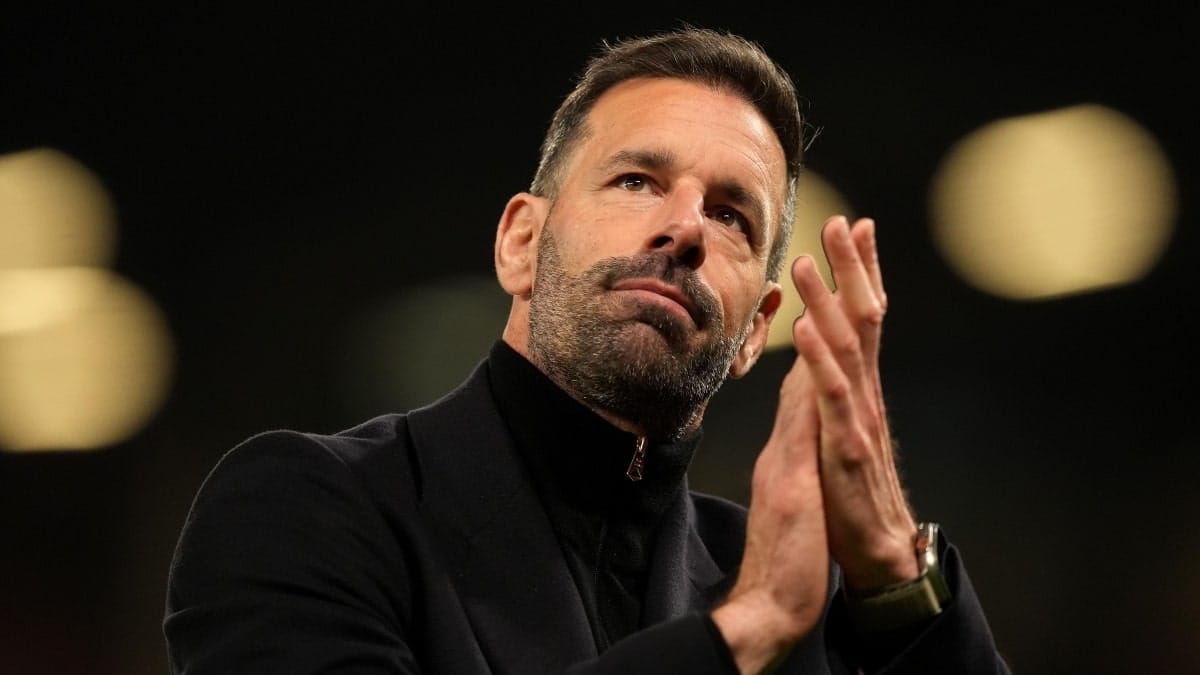 Leicester Manager van Nistelrooy leaves the club star-news.press/wp