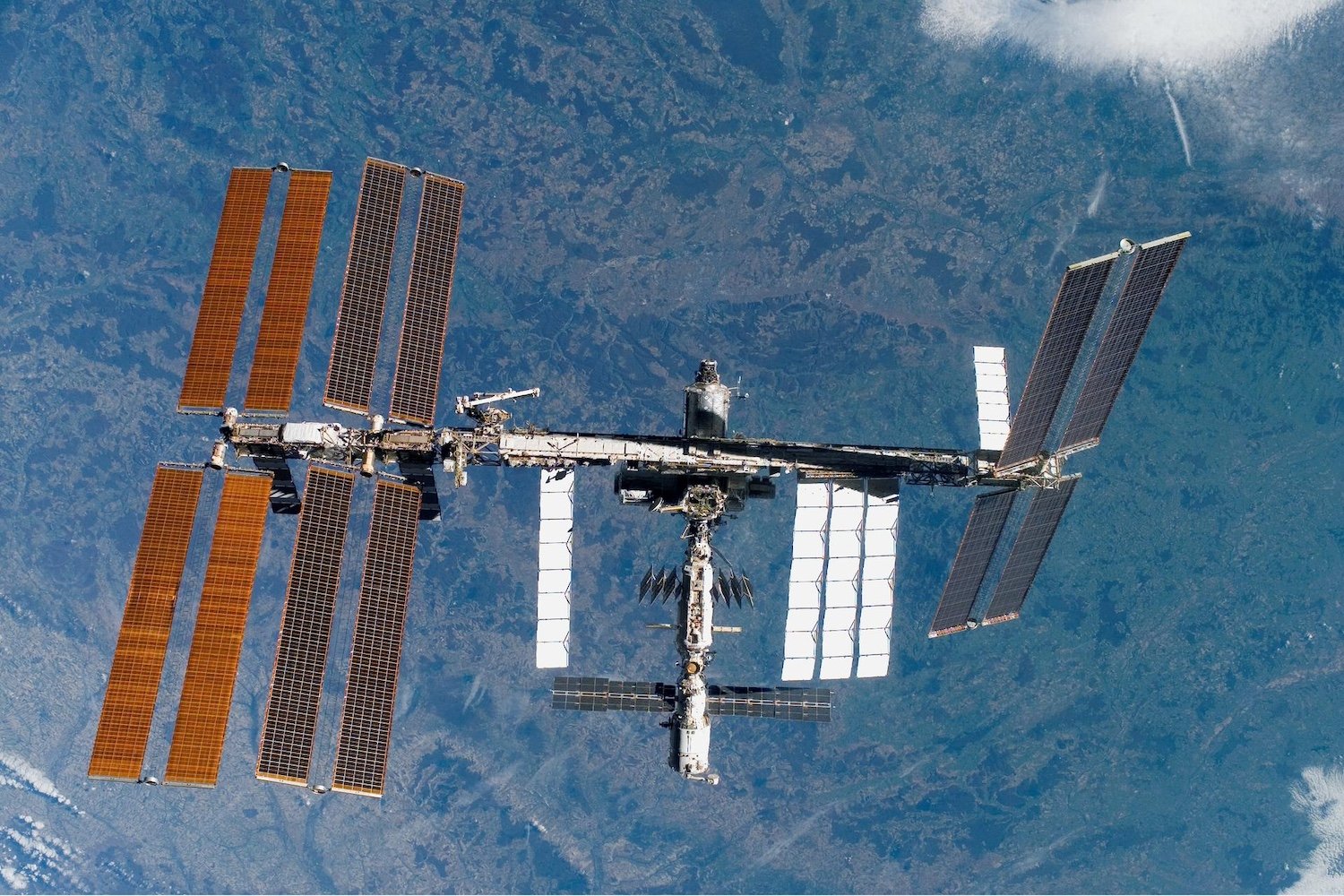 NASA delays the special mission to ISS with the exacerbation of the leakage of the Russian unit