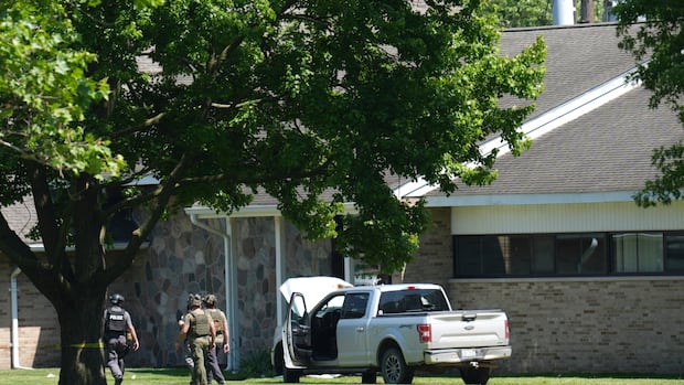 Police say that the employees of the Michigan Church have avoided mass shooting by killing the armed. star-news.press/wp