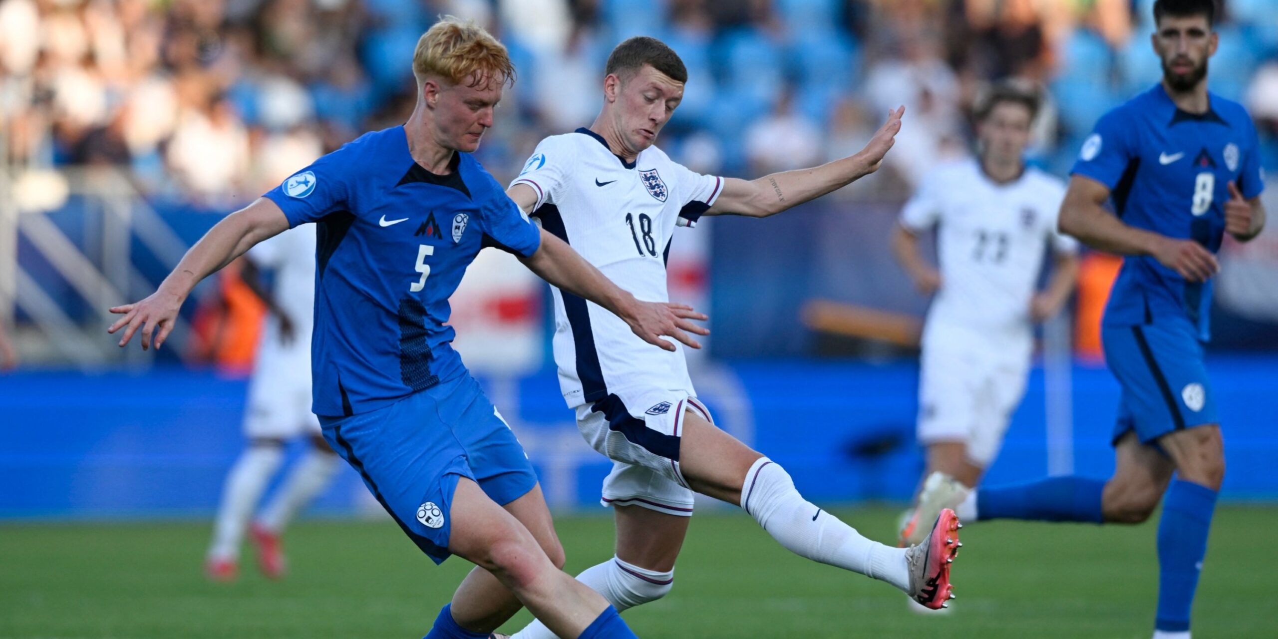 Leeds wants 6 ft 3 "wall" that thinks Cluight star-news.press/wp