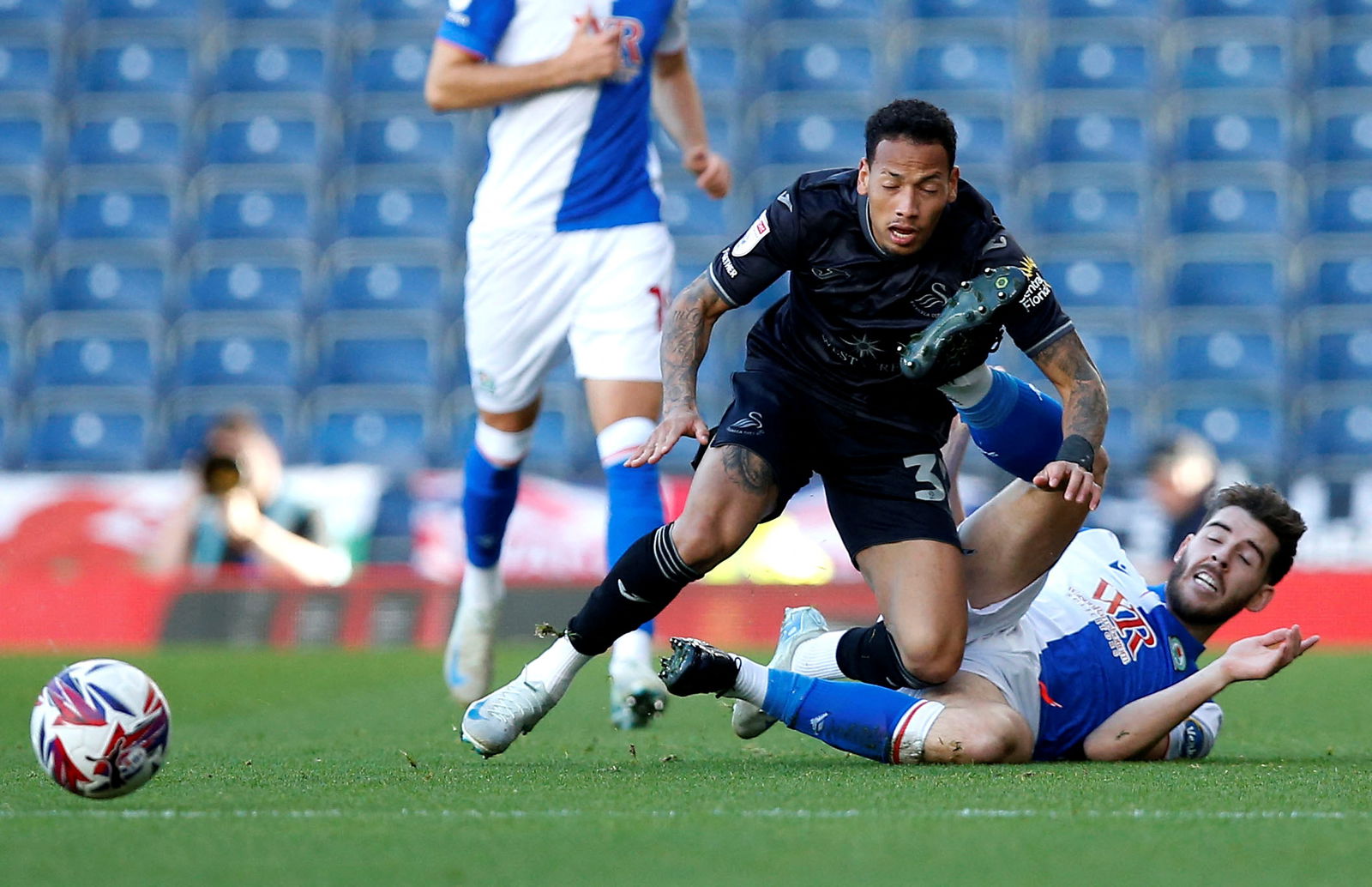 Why Joe Rankin-Costello Jones is Perfect star-news.press/wp