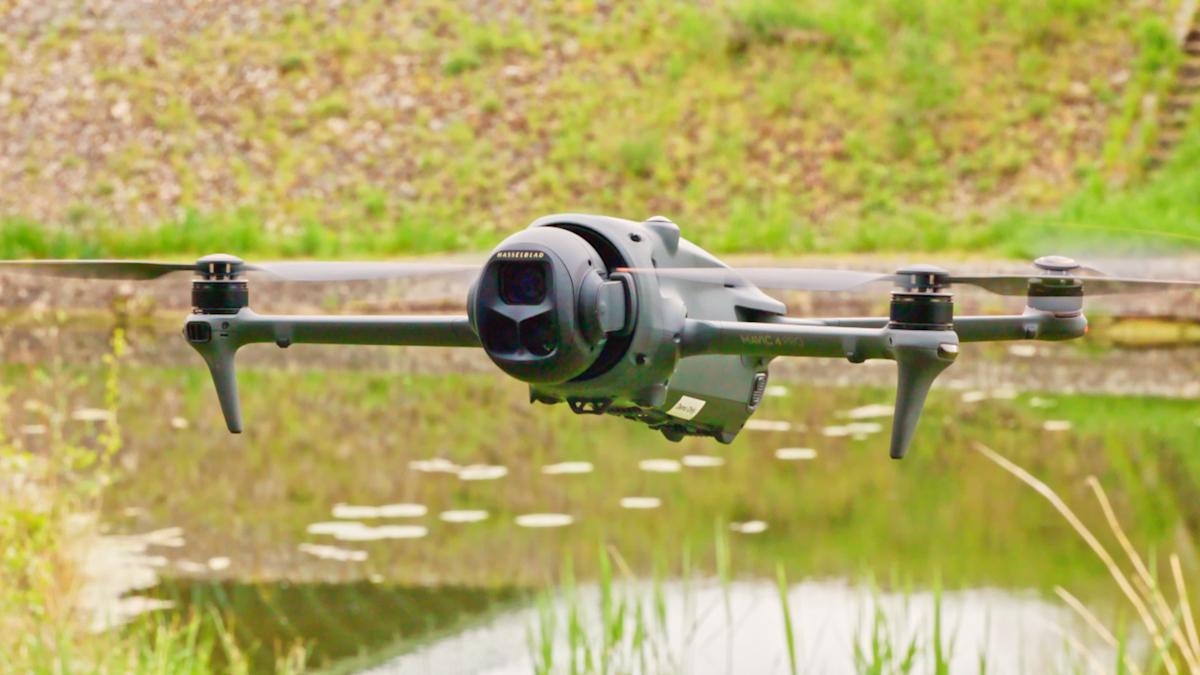 The United States achieves imports on drones and raw materials used in chips and solar panels