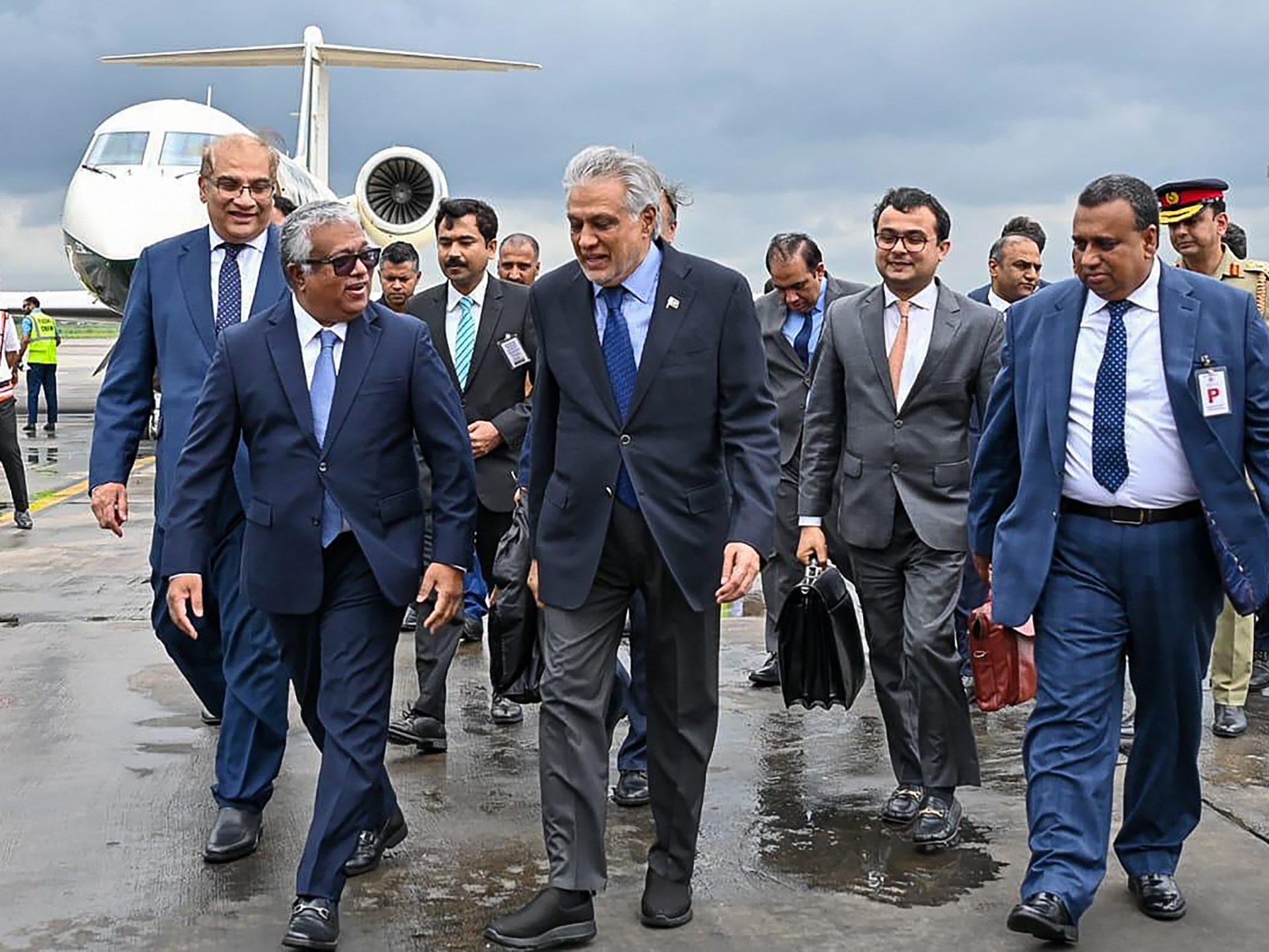 Pakistan FM is in talks with Bangladesh officials during a "historic" visit Politics News star-news.press/wp