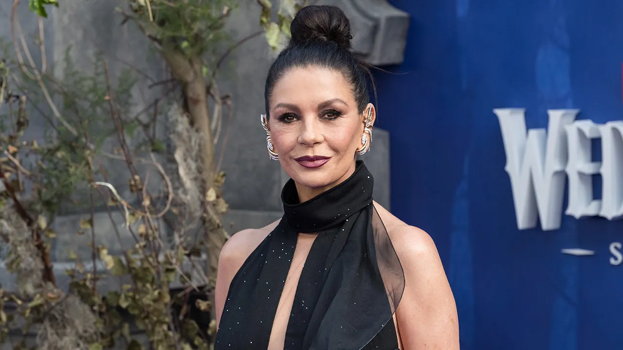 "Wednesday" star Catherine Zeta Jones admits that 4 homes are "very flying group" star-news.press/wp