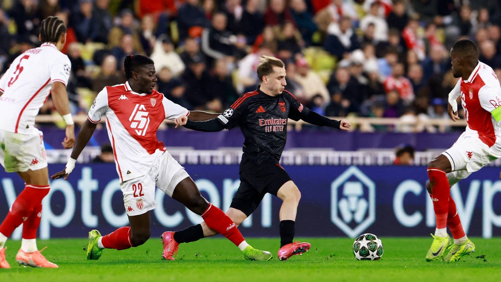 Crystal Palace makes a late view next to the 19-cap defender, along with Canvot star-news.press/wp