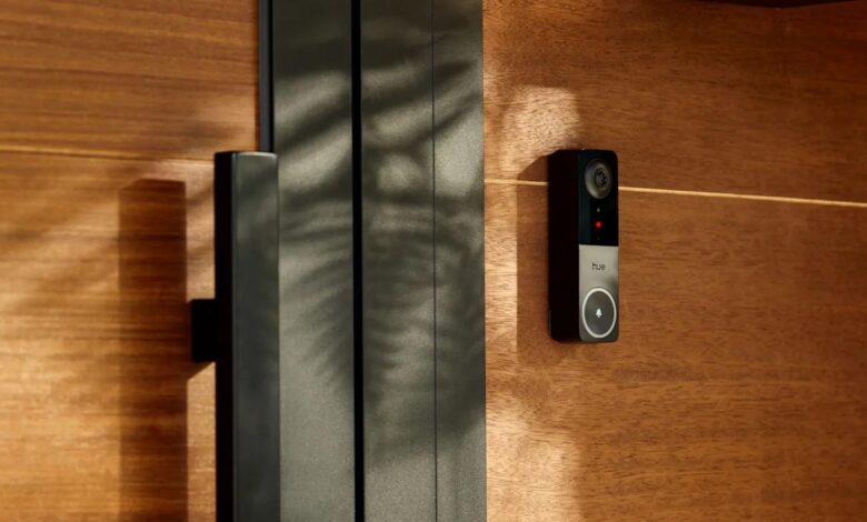 The safe video door can run the color lights when someone comes to the door